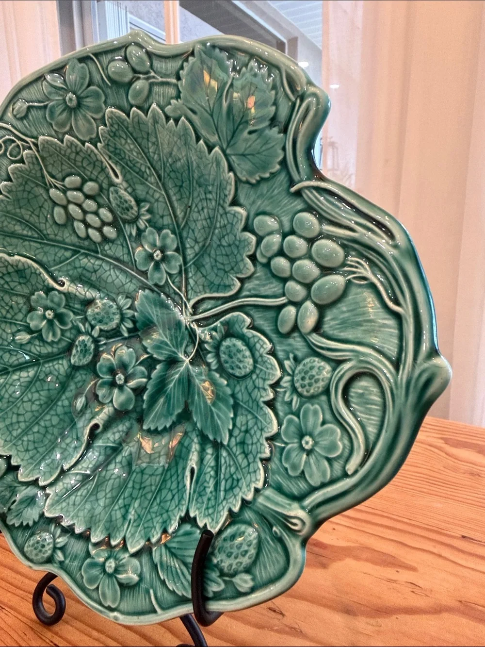 Antique Victorian Green Strawberry Vine Grape 19th Century Majolica Plate Dish.